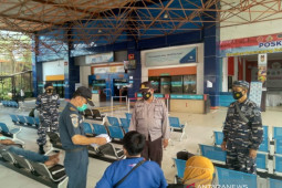 TNI AL disiplinkan PPKM dengan sasar potensi kerumunan