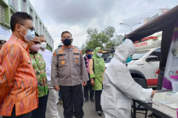 Polresta Pontianak bentuk Posko PPKM di kawasan Pasar Flamboyan
