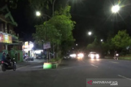 PPKM turunkan tagihan listrik PJU di Ngawi