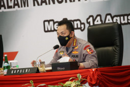 Kapolri imbau warga Medan jalani isolasi di  fasilitas isoter