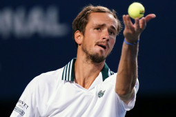 Danill Medvedev lewati Evans menuju perempat final US Open