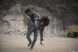 Film Indonesia "Seperti Dendam, Rindu Harus Dibayar Tuntas" cetak sejarah di Locarno