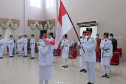 Bupati Masnah kukuhkan Paskibraka Kabupaten Muarojambi