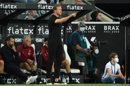 Nagelsmann incar gelar dan kemenangan pertama bersama Bayern Muenchen