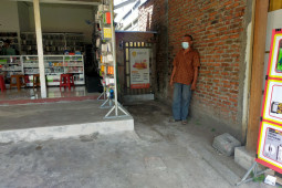 Terduga teroris ditangkap di Sidoarjo dikenal suka menolong tetangga