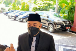 Sekolah di Surabaya dilarang pungut biaya bagi pelajar MBR