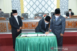 Banda Aceh teken nota kesepakatan KUA-PPAS ABPK 2022 Rp1,3 triliun