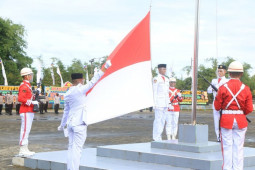 100 PNS Simalungun terima Satyalancana Karya Satya di HUT Kemerdekaan RI