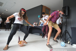 Sejumlah WNA di Bali ikuti lomba HUT Kemerdekaan RI