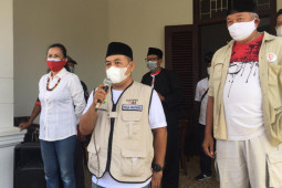 Sejumlah elemen masyarakat gelar refleksi "17-an" di HUT Surabaya