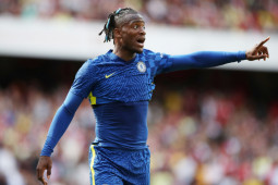 Michy Batshuayi resmi dipinjamkan Chelsea ke Besiktas