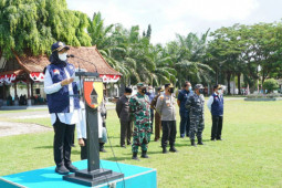 Satgas COVID-19 Banyuwangi mulai evakuasi warga isoman ke tempat isoter