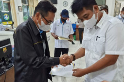 HUT ke-76 RI, PTPN IV beri penghargaan kepada karyawan