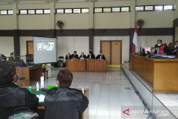 Hakim tipikor tolak eksepsi empat terdakwa korupsi Masjid Sriwijaya