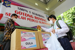 How Surabaya students raised over Rp1 billion for COVID handling