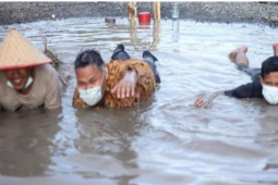 Pemprov Sumut diminta perbaiki jalan provinsi di Tebing Tinggi yang rusak