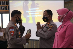 Kapolres Tebing Tinggi lepas Waka Polres memasuki purna bhakti