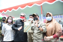 Sambas perlu dukungan pusat kembangkan sektor pertanian di perbatasan