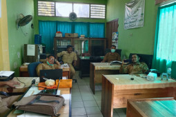 Distan Mukomuko berharap petani dapat bantuan pengolahan pupuk