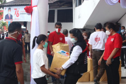 My Home Ambon salurkan bantuan bahan pokok ke relawan COVID-19, kepedulian sosial