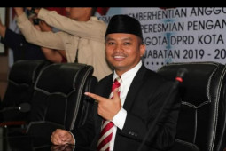 Ketua Fraksi Gerindra imbau masyarakat disiplin patuhi prokes