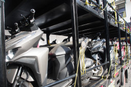Puluhan sepeda motor disita dari tiga penadah di Jatim