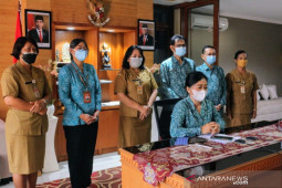 Tim PKK Denpasar tuntaskan vaksinasi  penyandang disabilitas