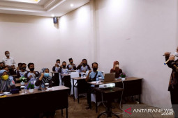 Santri di Sumenep dilatih budi daya pisang cavendish