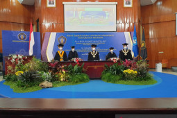 Universitas Brawijaya kembali kukuhkan dua profesor