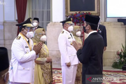 Presiden lantik Gubernur/Wakil Gubernur Kalimantan Selatan periode 2021-2024