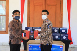 Pemprov Jatim terima bantuan 26.000 masker KF94 dari Korsel