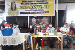 Wakil ketua komisi III gelar vaksinasi dalam reses