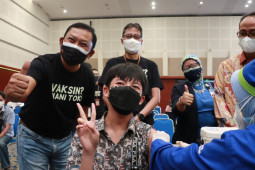 Bank Jatim gandeng sektor jasa keuangan gelar vaksinasi dosis kedua