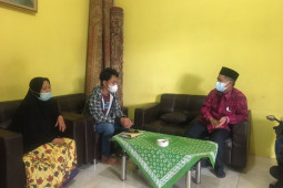 Prof Udiansyah bangkitkan asa anak yatim korban COVID tetap kuliah