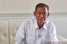 PTM ditunda dan tempat wisata masih tutup, kata Wabup Cianjur