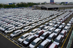 Pemerintah perpanjang diskon pajak kendaraan bermotor hingga Desember 2021