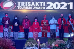 Kapuas Hulu raih penganugerahan Trisakti Tourism Award Desa Wisata