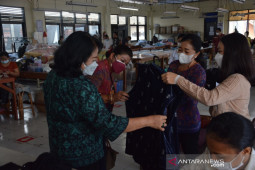 Dekranasda Denpasar monitor dan evaluasi perajin