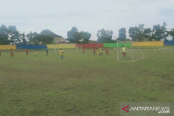 Budi Sudarsono jaring pesepakbola usia dini berbakat asal Belitung