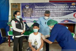 DPRD Maluku sarankan pengaturan pelaksanaan vaksinasi bagi pelajar, terapkan Prokes