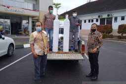 RSUD Bangka terima 120 tabung oksigen dari PT Timah