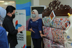 Menteri BUMN apresiasi PLN dukung 8.000 UMKM hadapi Pandemi