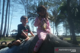 Memanfaatkan cagar alam untuk tempat wisata