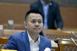 Mufti Anam ingatkan pemerintah soal moratorium pabrik semen baru