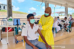 Ribuan pelajar di Aceh Timur divaksin