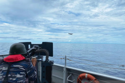Guspurla Koarmada III latihan tempur di perairan pulau terluar bagian timur Indonesia, libatkan KRI RE Martadinata