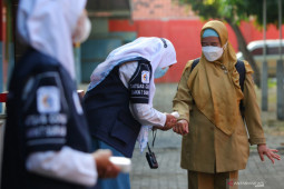 Sekolah di Kota Surabaya diminta diasesmen ulang jelang PTM