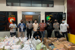 Polda Malut gagalkan penyelundupan 2 ton miras Cap Tikus, tegakkan aturan