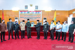 Wali Kota Padangsidimpuan sampaikan KUA-PPAS anggaran 2021