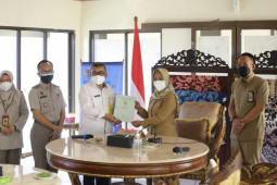 Pemkot Mojokerto terima sertifikat aset tanah